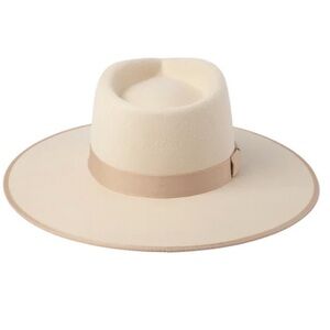 NWOT Lack of Color IVORY RANCHER